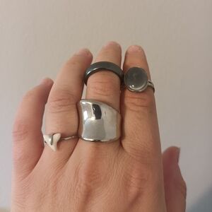 Set Of 4 Metallic Rings